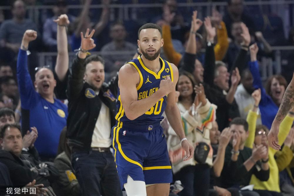 个巨大的冰 个巨大的冰