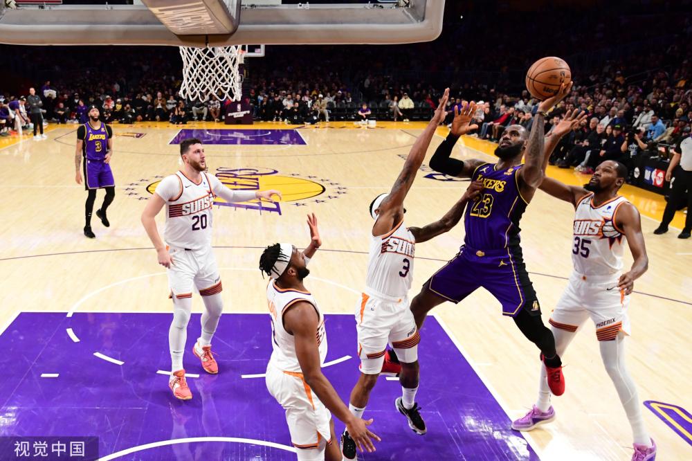 在进攻线上 在进攻线上