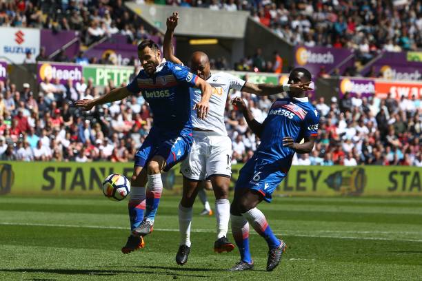 也再次凸顯 也再次凸顯