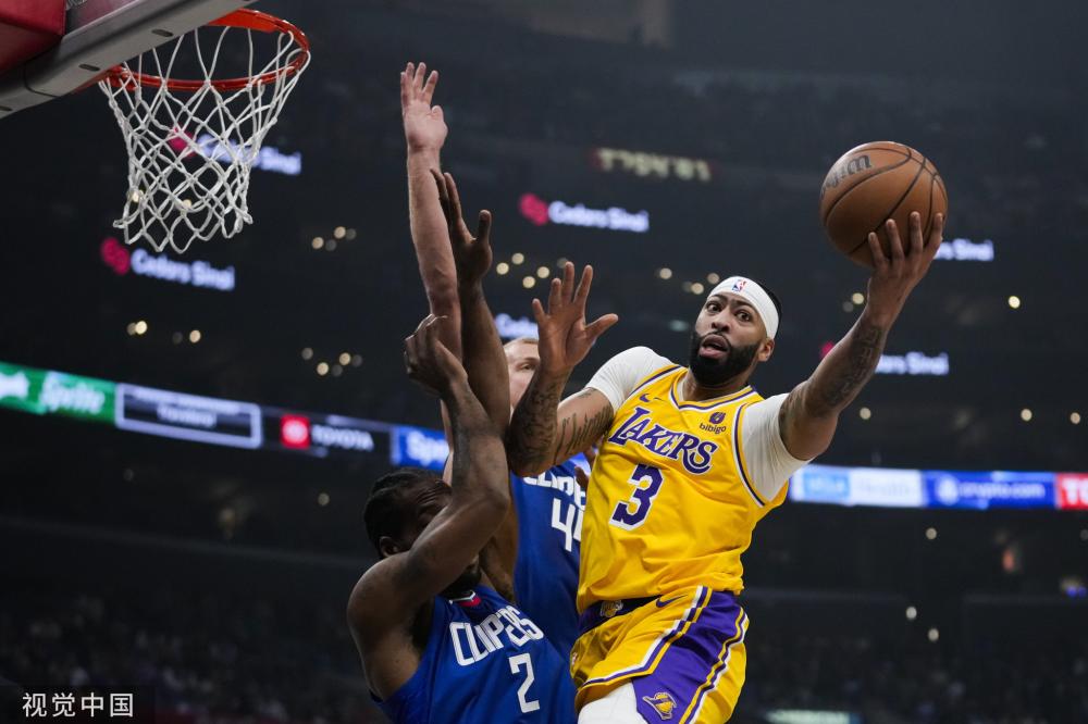 头顶百会穴 头顶百会穴